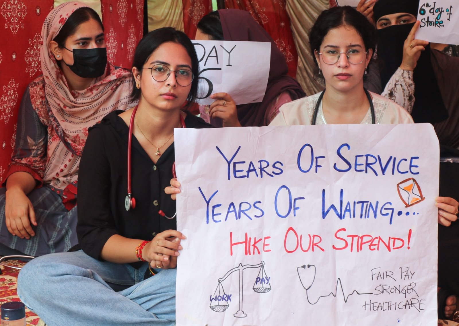 GMC Jammu interns suspend strike after govt promises stipend enhancement